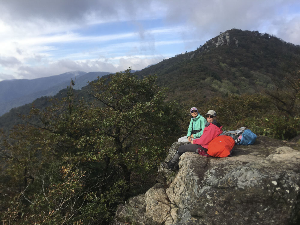 Jirisan multi-day traverse hike South Korea