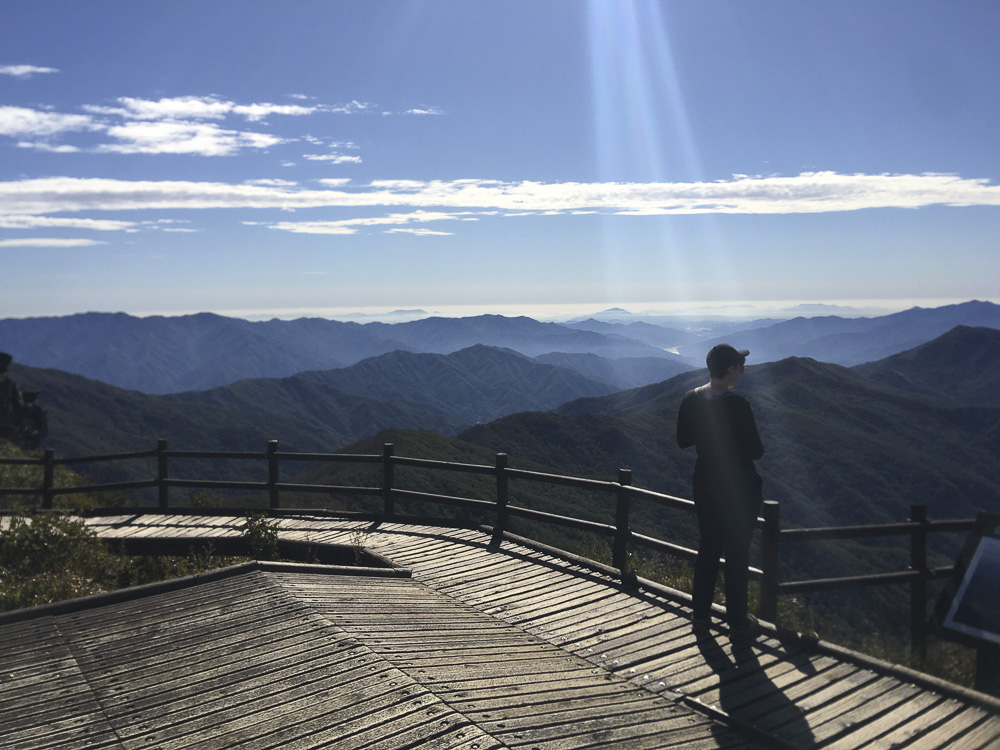Jirisan multi-day traverse hike South Korea