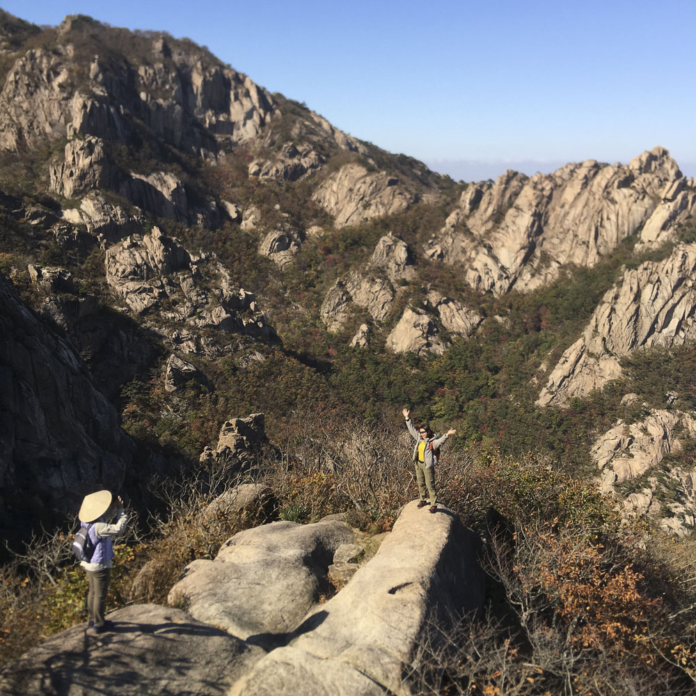 Multi-day guided hikes in South Korea