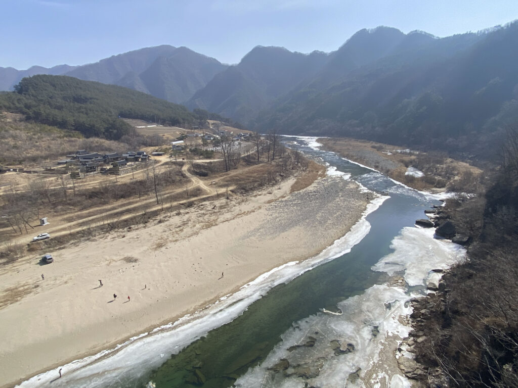 Guided hikes in South Korea