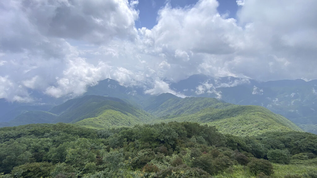 Guided hikes in South Korea