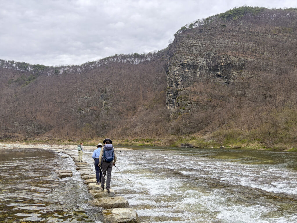 Guided hikes in South Korea