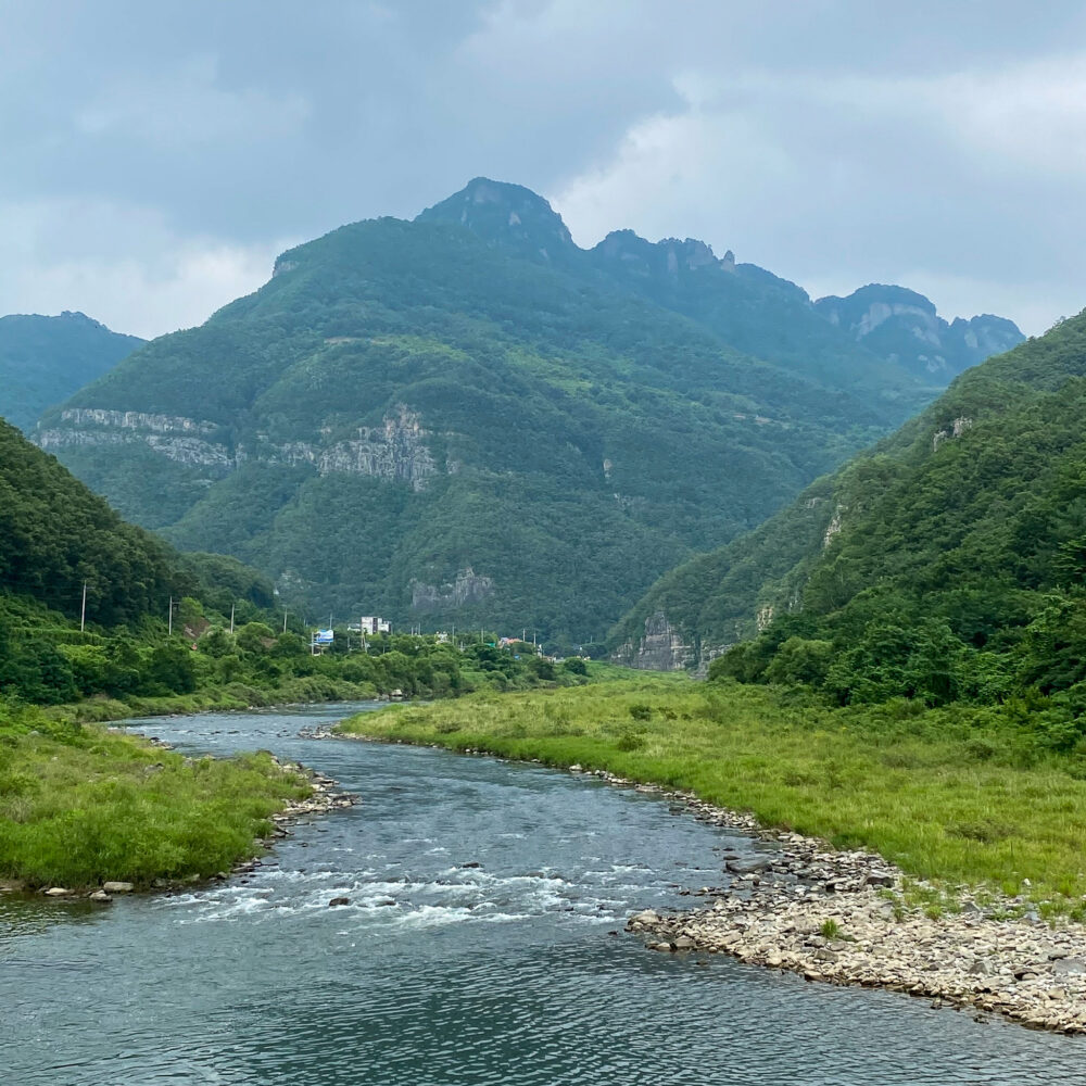 Cheongryangsan Multi-day Hiking Tour