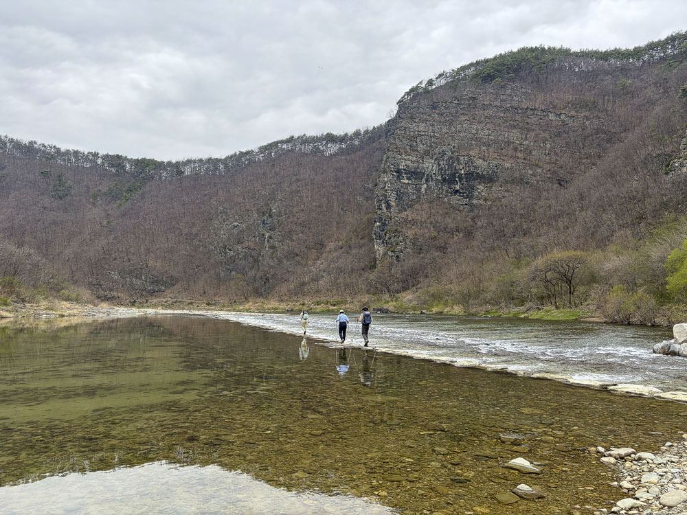 Guided hikes in South Korea