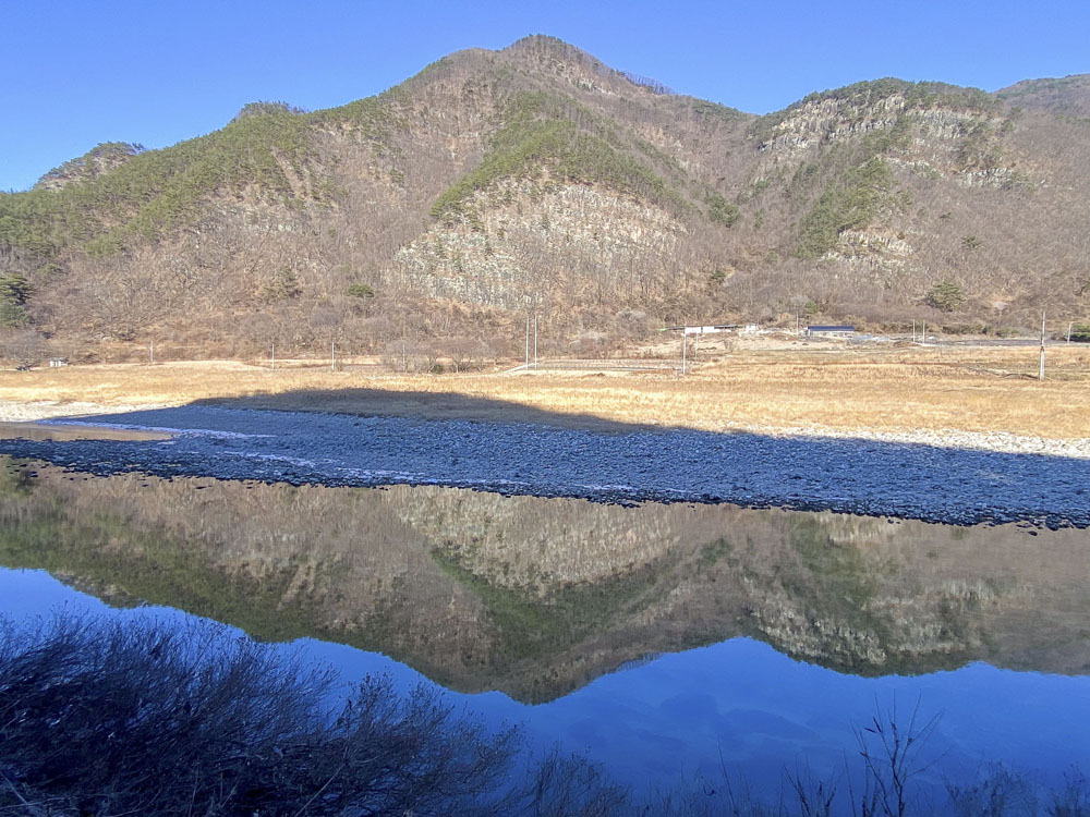 Guided hikes in South Korea